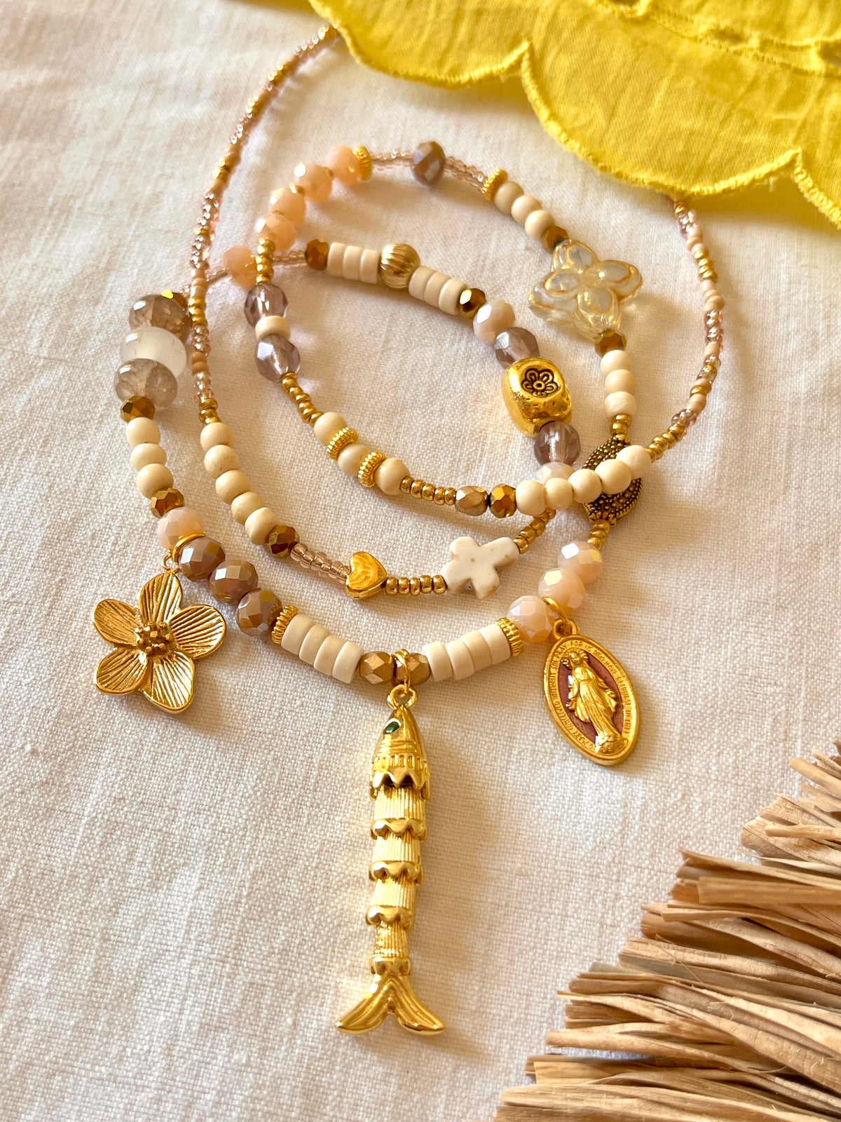 Solly – Collier mi long poisson Arastuce