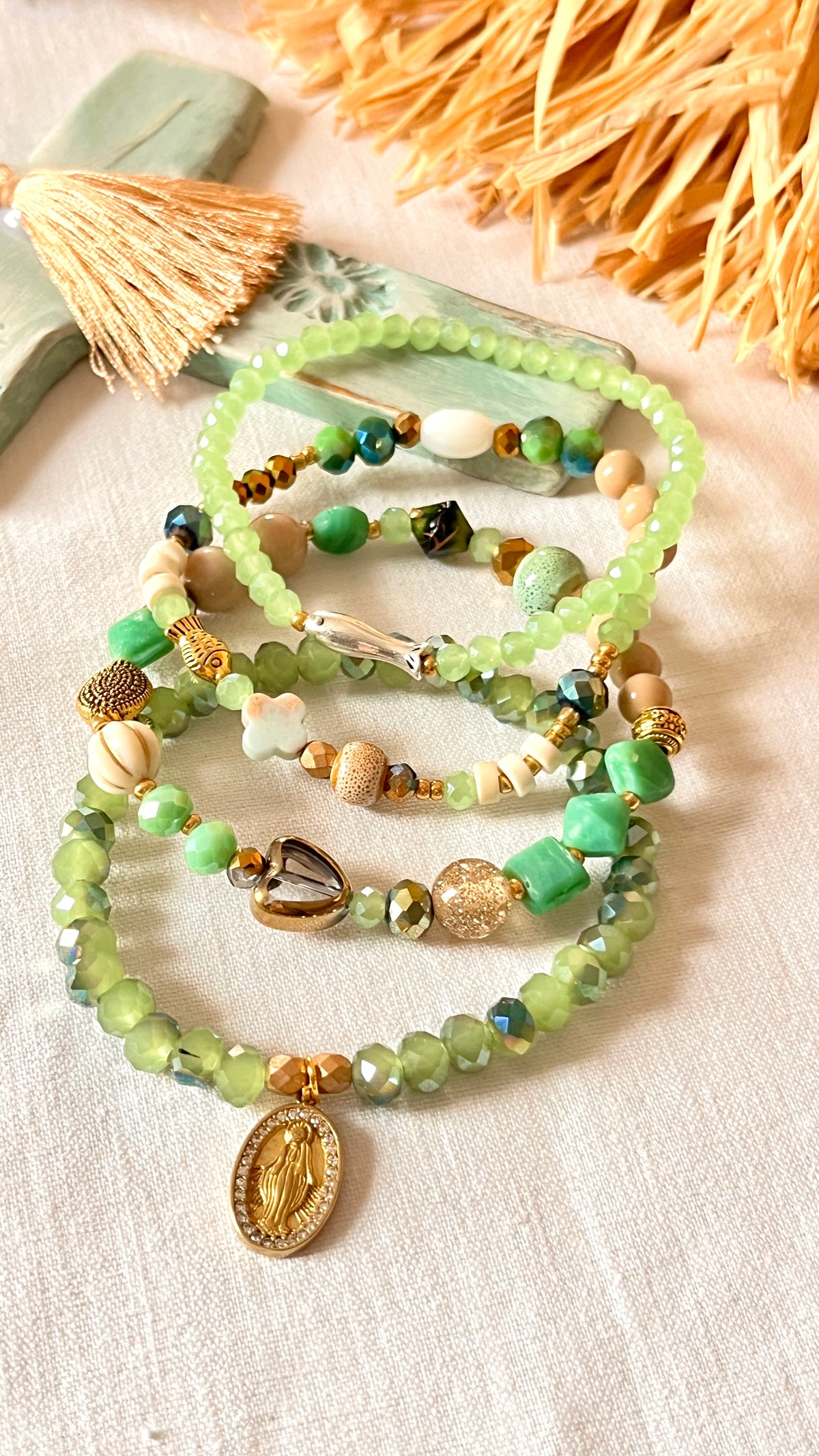 Bloom – Bracelet - perles anciennes de chapelet (Copie) Arastuce
