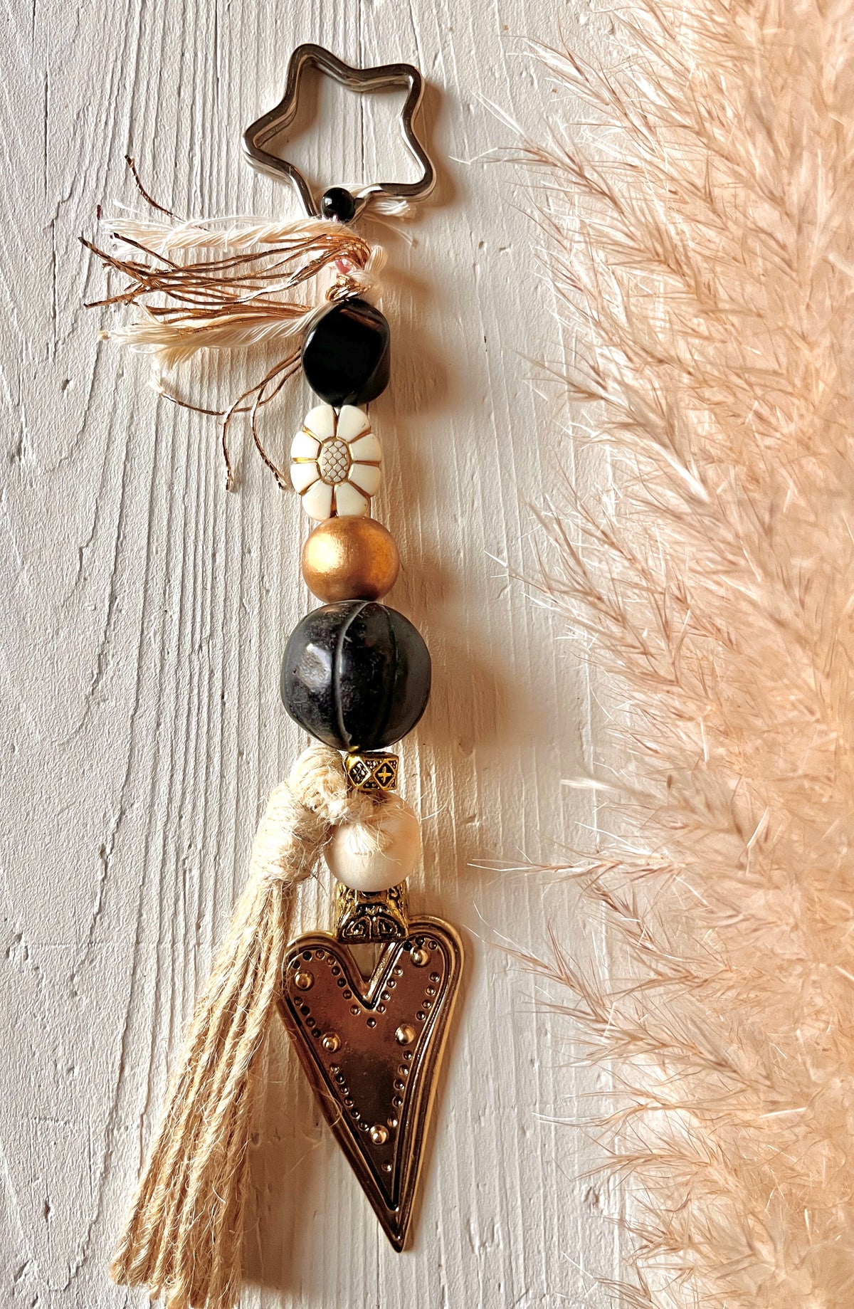 Happy– Grigri naturel et bohème Arastuce