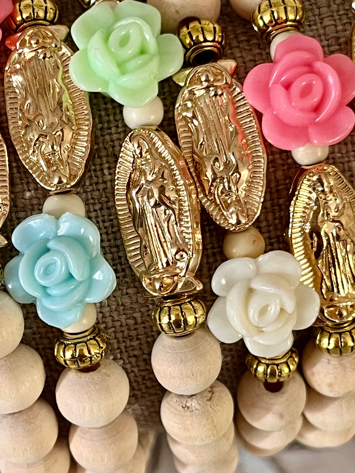 ROSALIE – Bracelet Notre-Dame de Guadalupe Arastuce