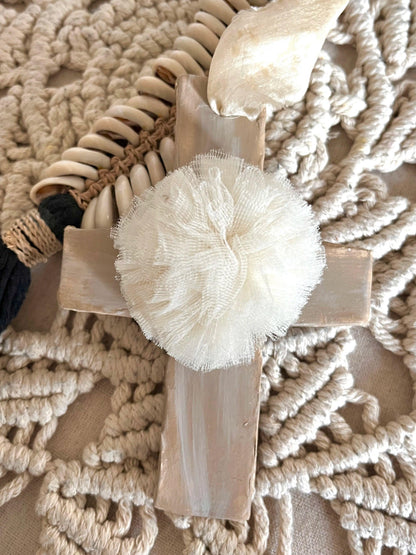 Croix Pompon de tulle – Objet déco Arastuce