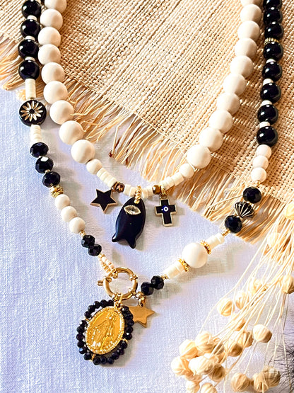 Oxilyo -collier en pierre naturelle et son trio de charm's Ma boutique
