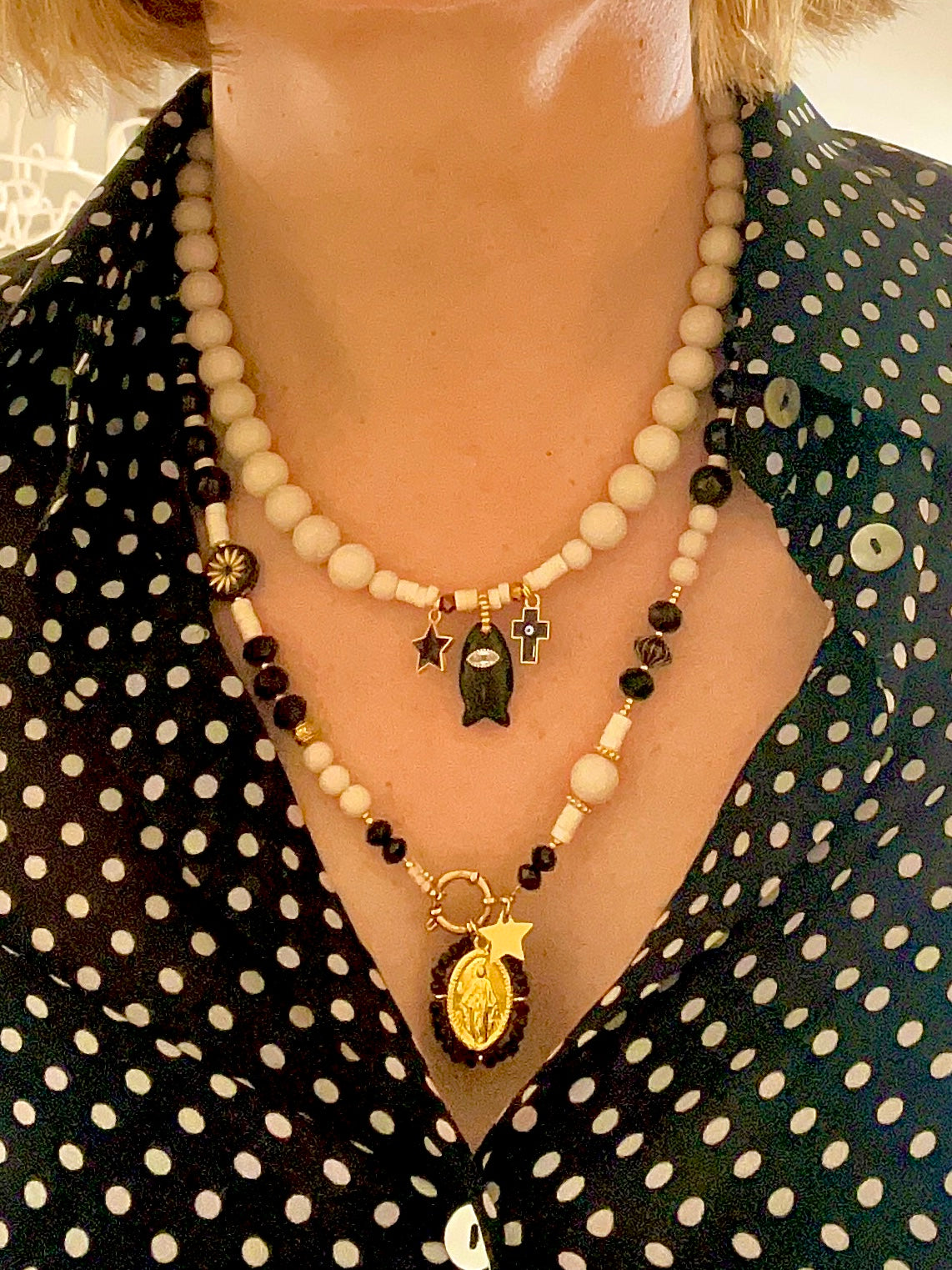 Oxilyo -collier en pierre naturelle et son trio de charm's Ma boutique